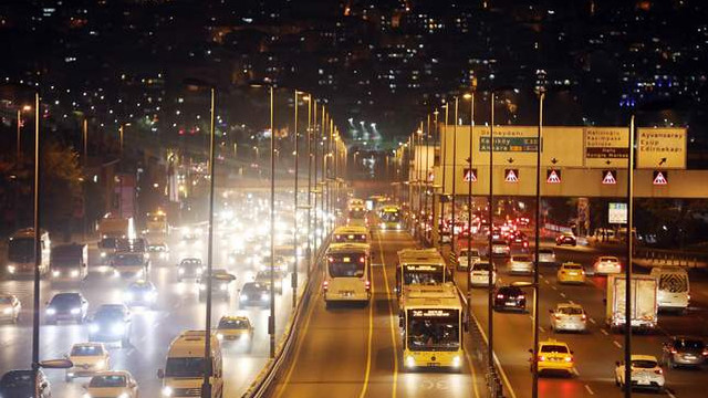 Istanbul Da Iett Gece Seferleri Yeniden Basliyor Yerel