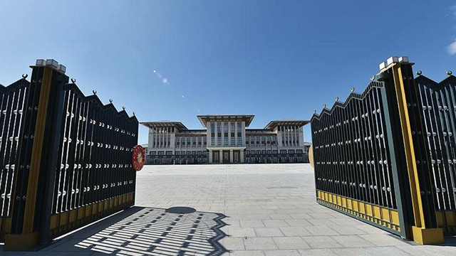 Son Cumhurbaşkanlığı anketinden ''parlamenter sistem'' çıktı