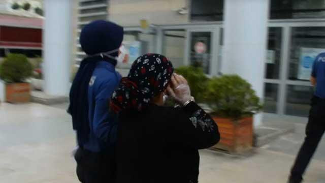 Çocuklarını kullanarak hırsızlık yaptı! Yakayı ele verdi