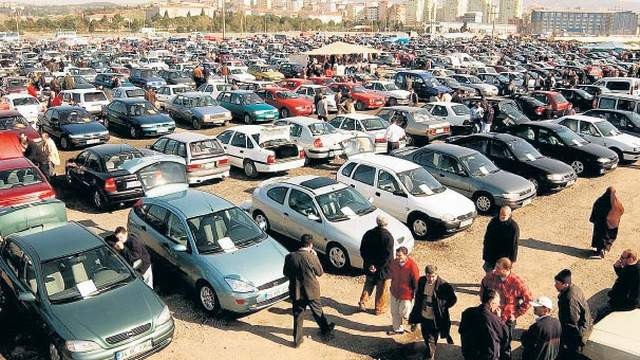 Ikinci El Otomobilde Kisi Basi Alim Satima Sinir Geliyor Otomobil