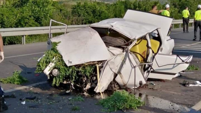 Konya'da otomobil takla attı: 3 ölü, 2 yaralı
