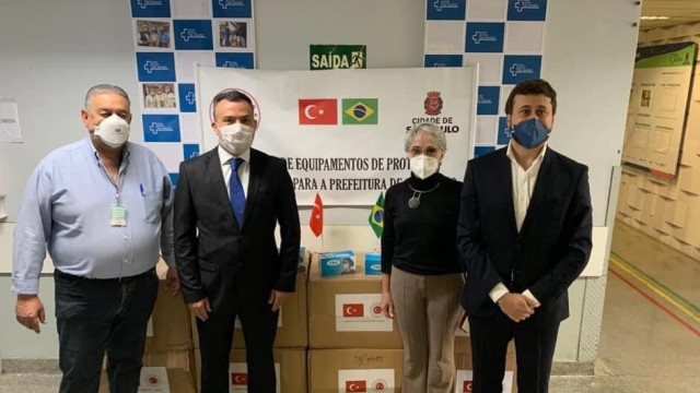 Türkiye'den bir ülkeye daha maske desteği