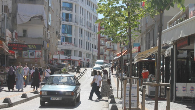 İki ilde daha maskesiz sokağa çıkmak yasaklandı