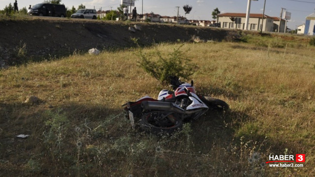 Yarış motosikleti şarampole uçtu! 2 kişi yaralandı