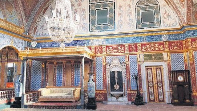 Yine restorasyon rezaleti! Bu sefer adres Topkapı Sarayı...