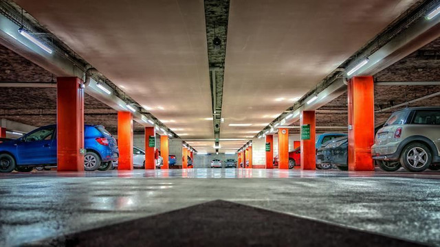 Otopark yönetmeliği yine, yeniden ertelendi