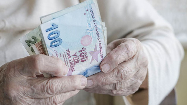 SGK'dan en düşük maaş açıklaması: O rakamın altına inmeyecek!