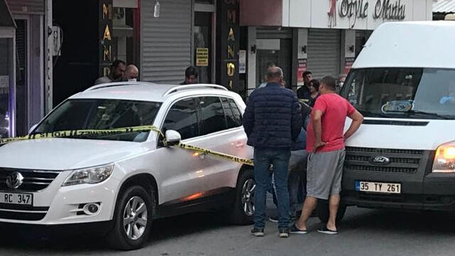 İzmir'de esrarengiz olay! Sokakta ölü bulundu