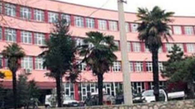 Otopark unutulduğu için okulu yıkmaya kalkıştılar