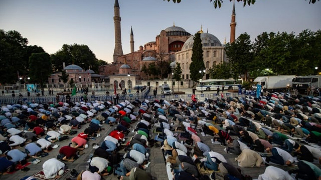 Ayasofya üzerinden Türkiye'ye bir tehdit daha!