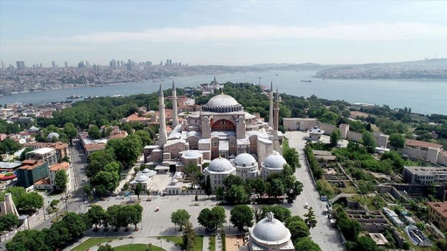 Ayasofya ile ilgili çok konuşulacak anket!