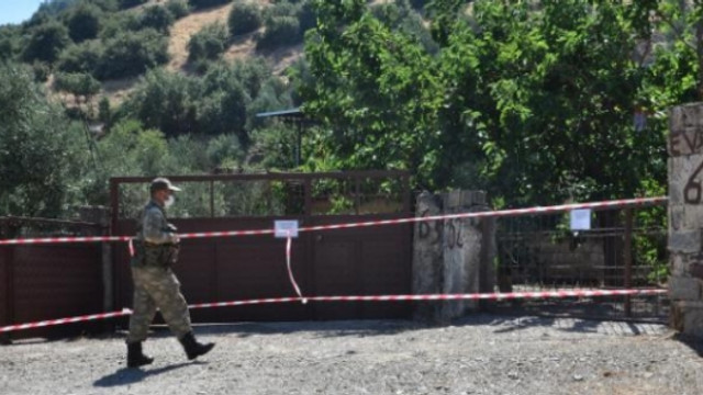 Vallahi bravo! Koronavirüs hastasına toplu ziyarette vaka patlaması
