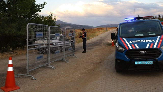 Damatta koronavirüs çıktı, tüm köy karantinaya alındı