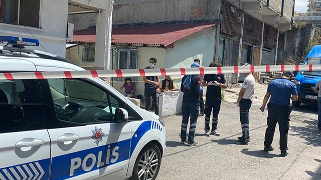 Dehşete düşüren olay! Cesedi ev sahibi buldu