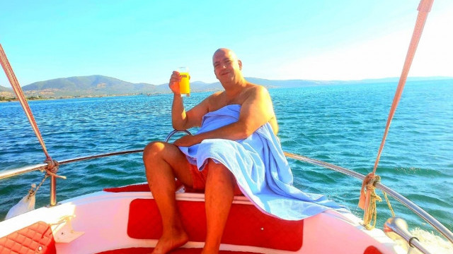 ''Biraz tatil yapalım'' paylaşımı sonrası tekneleri battı
