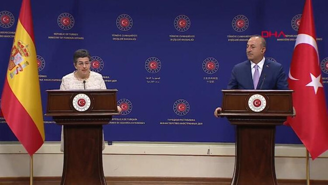 İspanyol Bakan'ın Ayasofya sözlerine Çavuşoğlu'ndan bomba yanıt