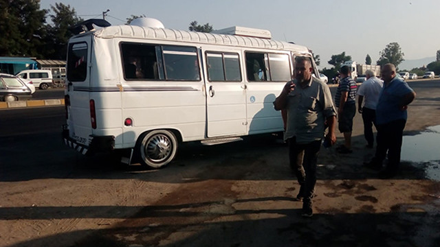 Aydın'da minibüs devrildi: 11 yaralı