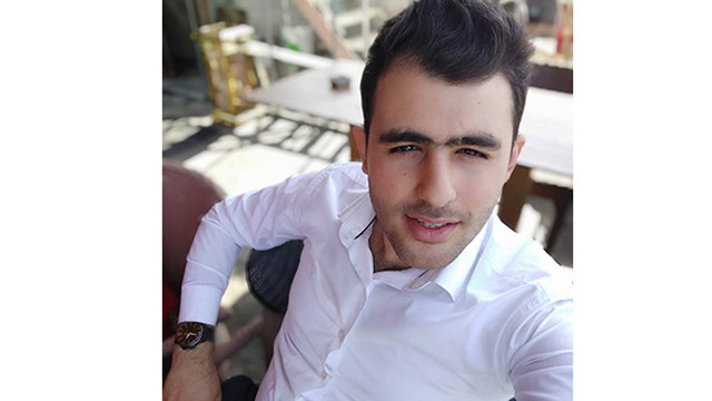 Kavgayı ayırmak isteyen genç, ağır yaralandı!