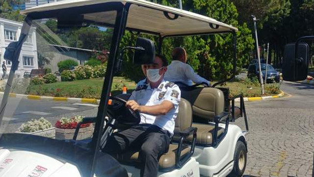 Ibb Den Mezarlik Ziyaretlerine Arabali Hizmet Yerel