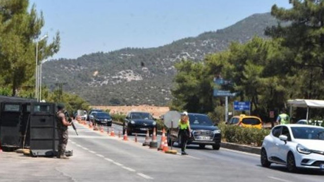 Bodrum'a hücum! 3 günde 300 bin araç