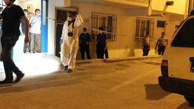 Anne, 2 çocuğuyla ölü bulundu