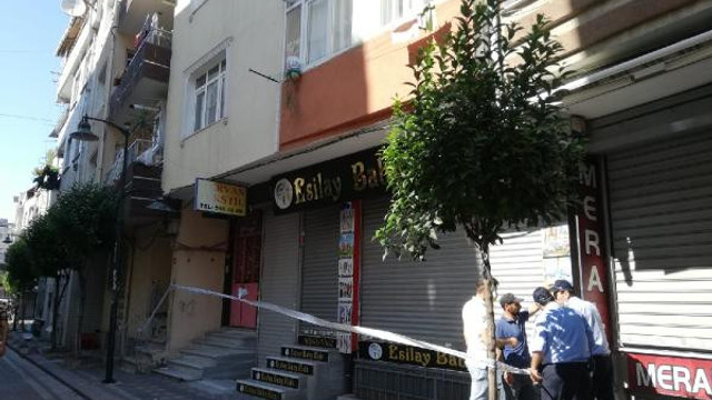 İstanbul'da 4 katlı bina apar topar tahliye edildi