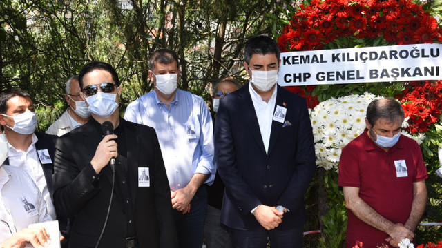 Eski Bakan Moğultay vefatının 3'üncü yılında kabri başında anıldı