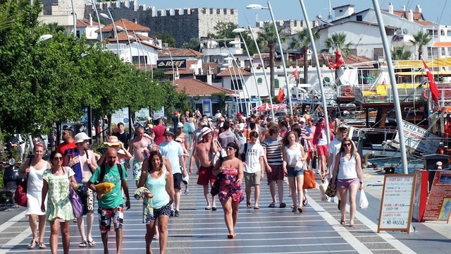 TÜRSAB başkanı: ''Turistler koşarak Türkiye’ye gelmeyecek''