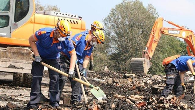 Sakarya Valiliği'nden patlamayla ilgili açıklama: Can kaybı 7 oldu