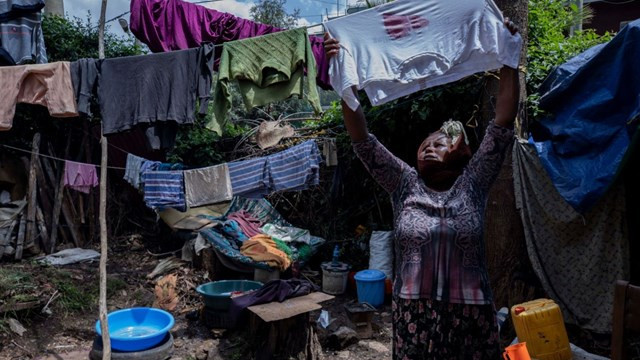 Koronavirüs en çok onları vurdu! Pandemi 100 milyon yoksul yarattı