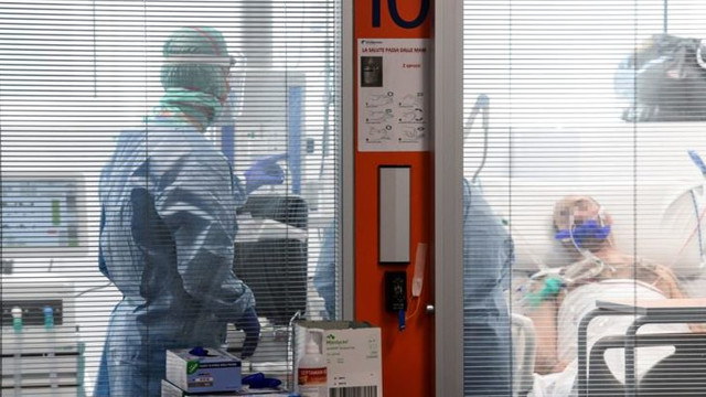 Dünya genelinde koronavirüsten ölenlerin sayısı 700 bini aştı
