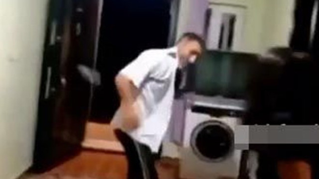 Görme engelli eşini döven o cani serbest bırakıldı