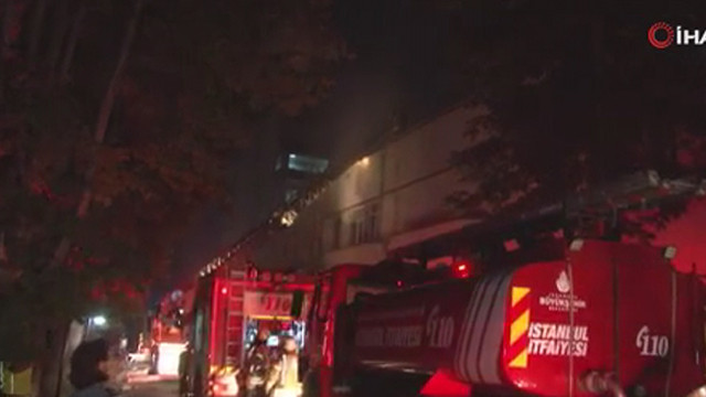 İstanbul Üsküdar'da hastane yangını!