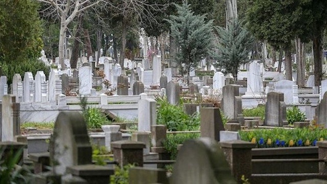 İBB, İstanbul mezarları tasarım yarışması düzenliyor