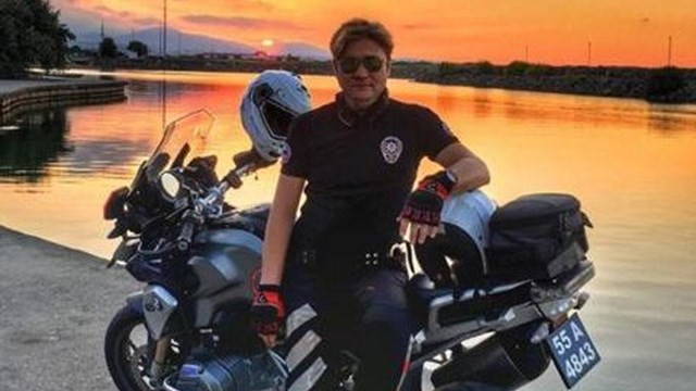 ''Dur'' ihtarına uymayan sürücüyü kovalarken kaza yapan polis şehit oldu