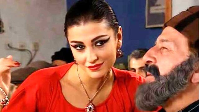 Özge Ulusoy’un ''Şeytan'' oldu sosyal medyayı sallandı