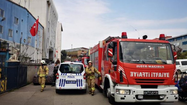 Şişli'de AVM'de yangın