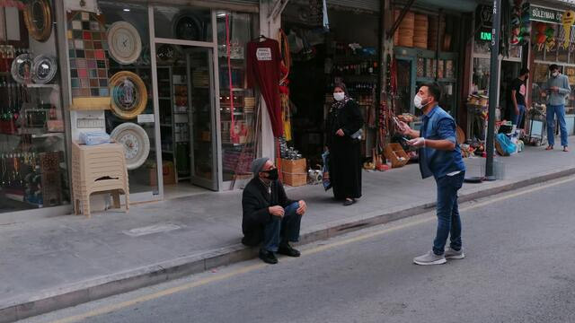 Koronavirüs testi pozitif çıkan şahıs dışarıda yakalandı