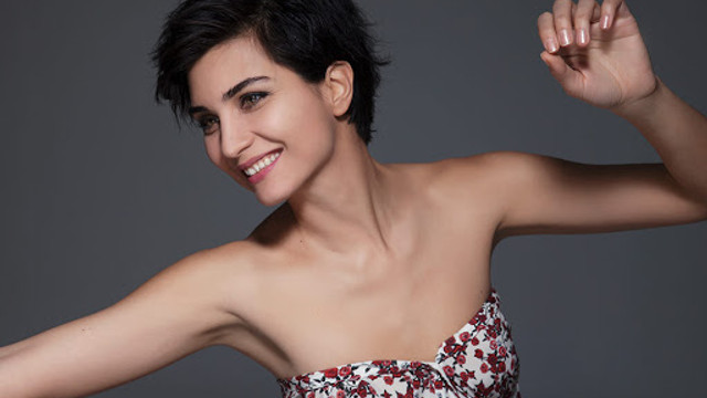 Tuba Büyüküstün o isimle aşk mı yaşıyor ?