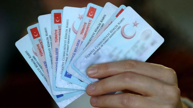 Çipli kimlik kartlarında yeni dönem: Ehliyet taşımaya gerek kalmayacak!
