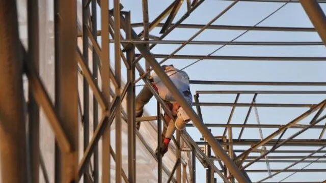 Yüksek gerilim hattına temas eden genç hayatını kaybetti