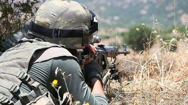 Hakkari'de 2 terörist etkisiz hale getirildi