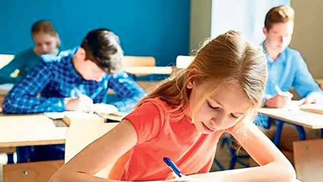 Veliler ''televizyon ve internetiniz var mı?'' sorusunu yanlış anlayınca...