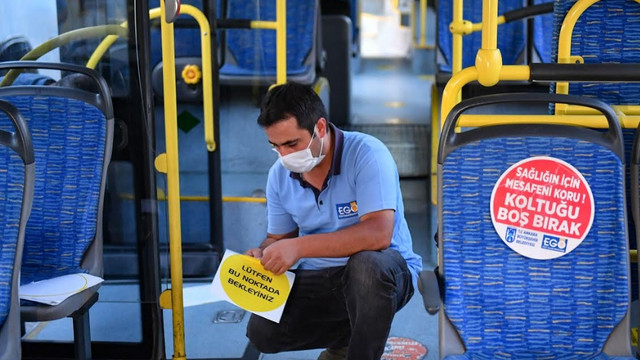 Başkent'te toplu taşımada sosyal mesafe uygulaması