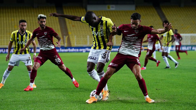 9 kişi kalan Hatayspor, Fenerbahçe'den puanı kaptı!