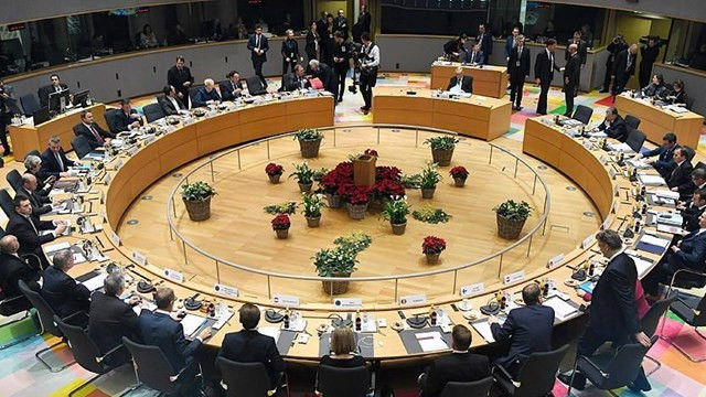 Koronavirüse yakalandı, AB Liderler Zirvesi ertelendi