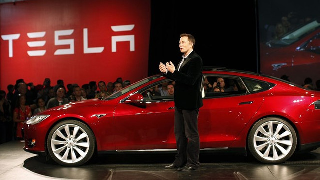 Elon Musk'tan ucuz elektrikli araba müjdesi