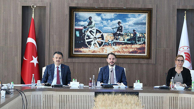 Bakanlar ''Gıda İzleme Komitesi'' toplantısında bir araya geldi