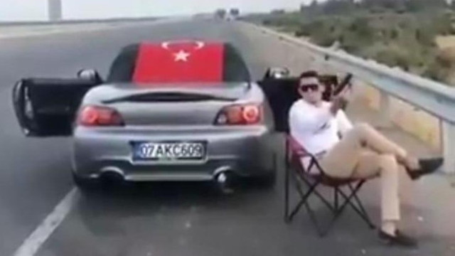 Sosyal medyanın konuştuğu otoyol magandası yakalandı