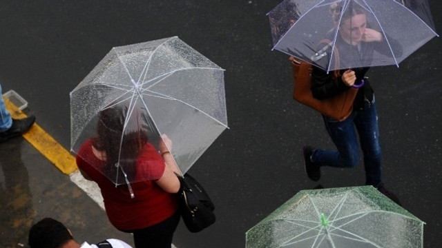 Meteoroloji uyardı, yağış ve hortum geliyor! Listede İstanbul da var!